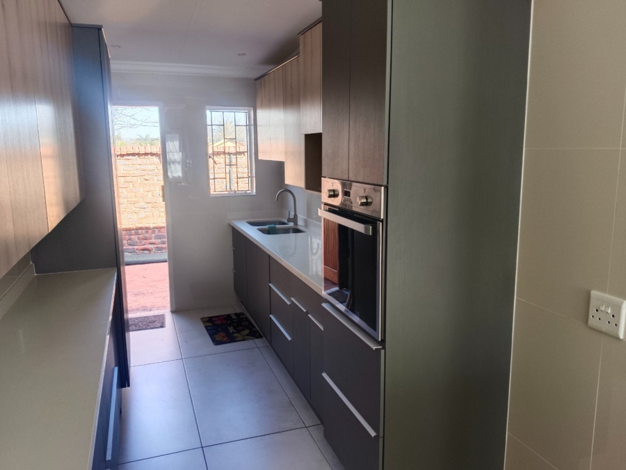 2 Bedroom Property for Sale in Riebeeckstad Free State
